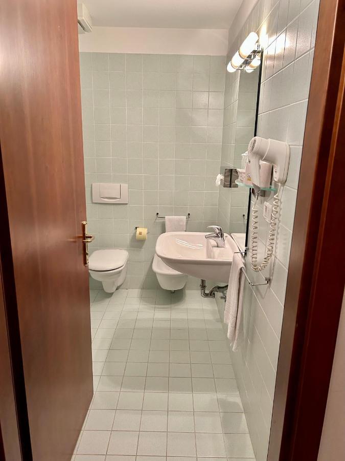 Hotel Due Torri Tempesta Noale Bagian luar foto