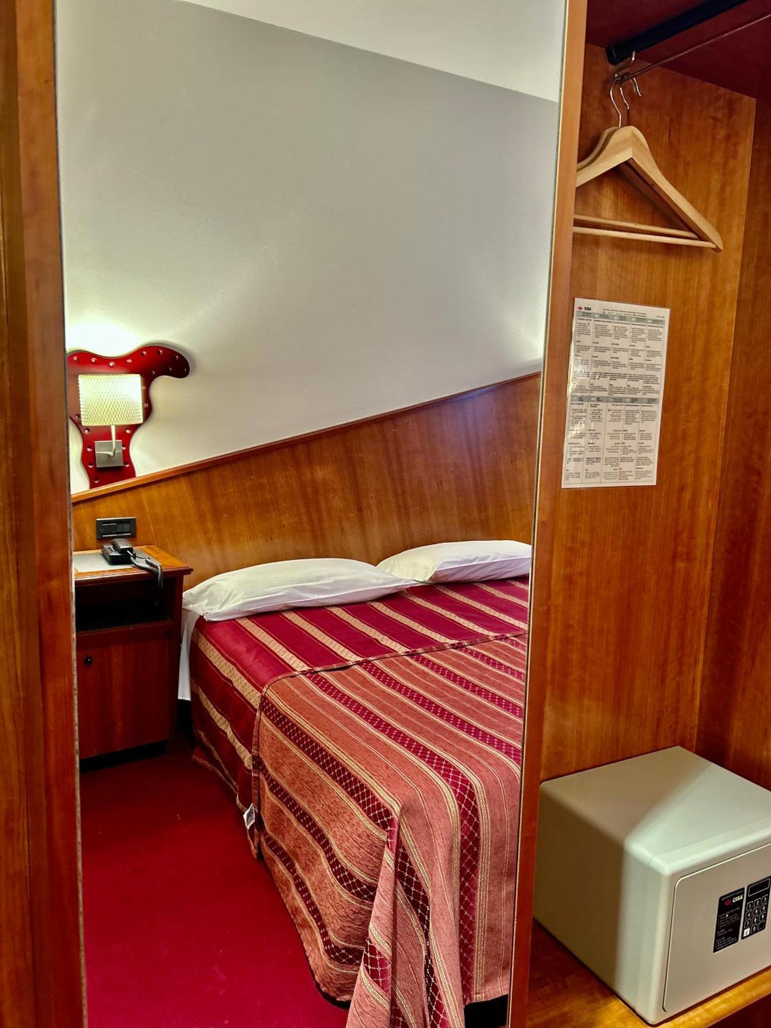 Hotel Due Torri Tempesta Noale Bagian luar foto