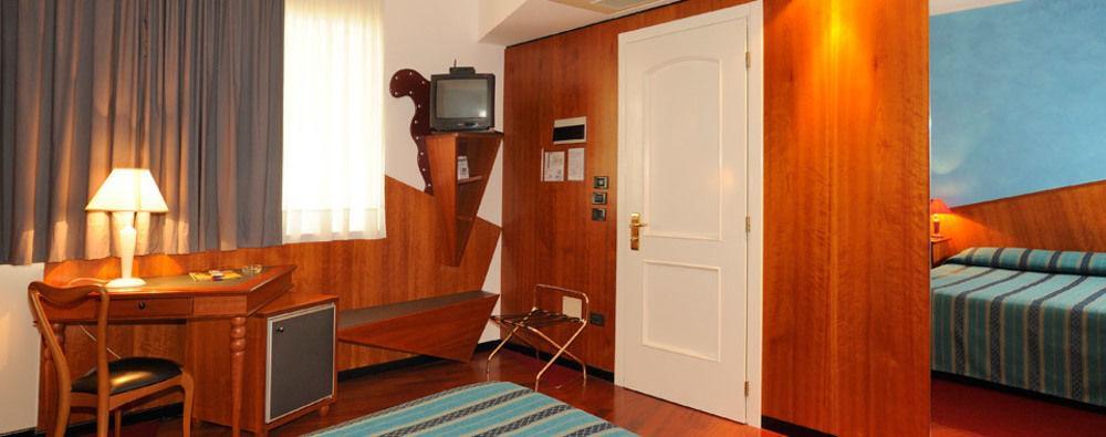 Hotel Due Torri Tempesta Noale Bagian luar foto